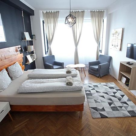 D.Five Inspire Apartment Budapest Luaran gambar